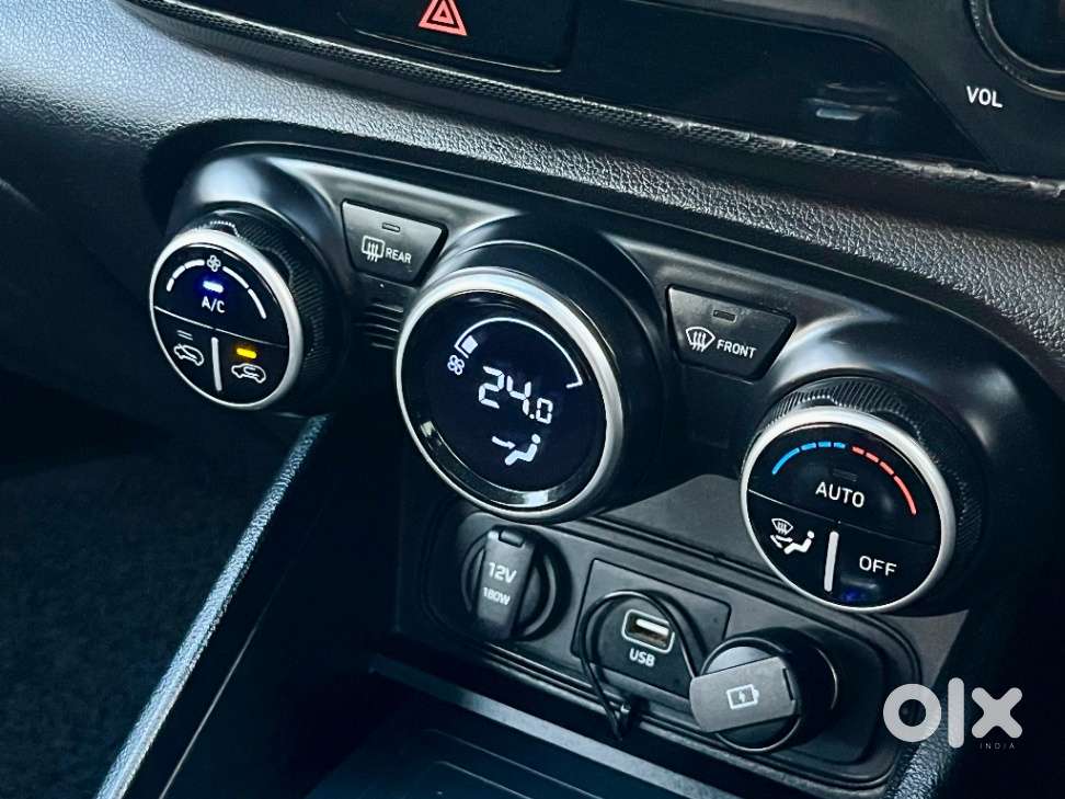 Hyundai Venue 1.0 Sx Turbo Dct, 2020, Petrol