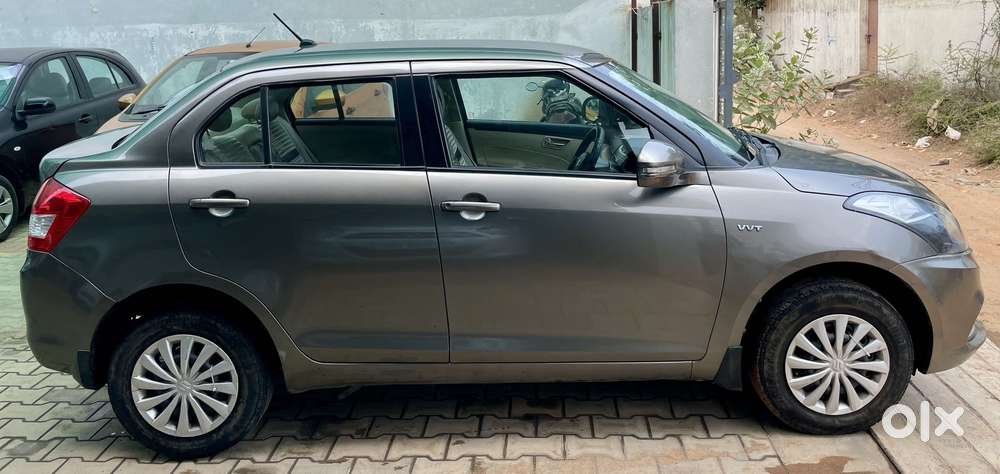 Maruti Suzuki Swift Dzire 1.2 Vxi Bsiv, 2015, Petrol