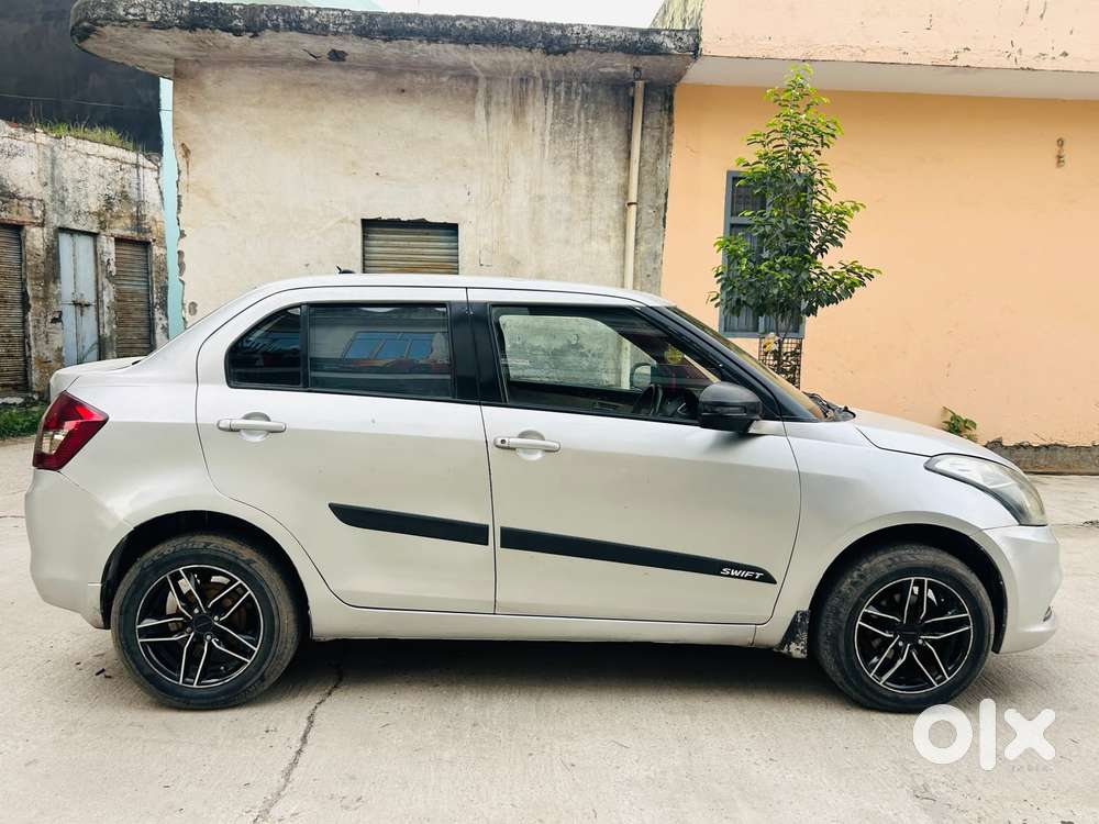 Maruti Suzuki Swift Dzire 1.2 Vxi Bsiv, 2015, Cng & Hybrids