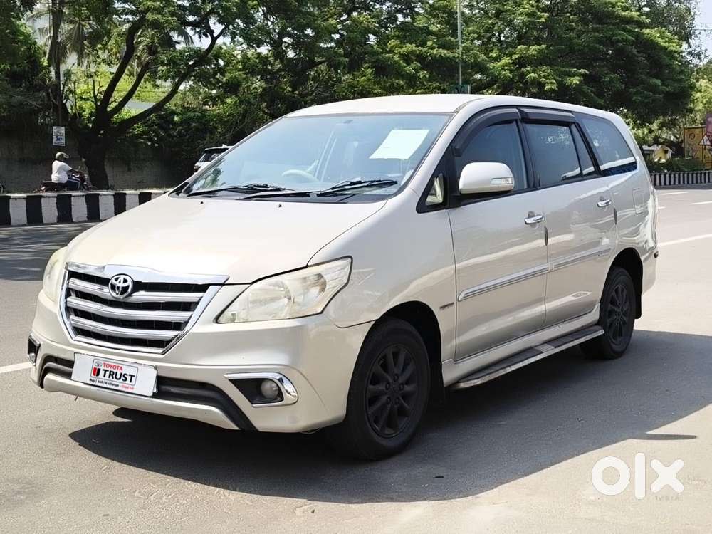 Toyota Innova 2.5 V 8 Str, 2013, Diesel