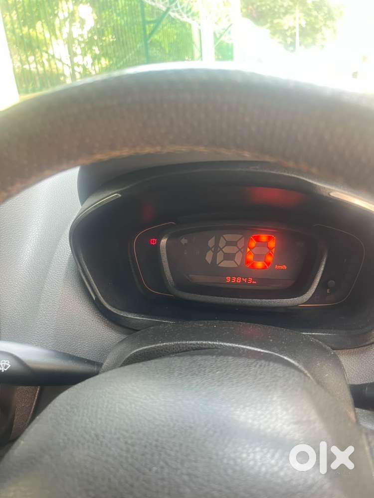 Mint Condition Renault Kwid 1.0 Rxt 2017