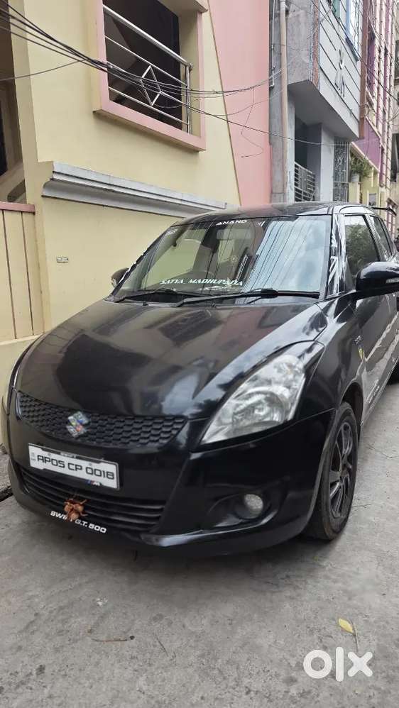 Maruti Suzuki Swift 2013 Diesel Zdi Alloywheels Top End