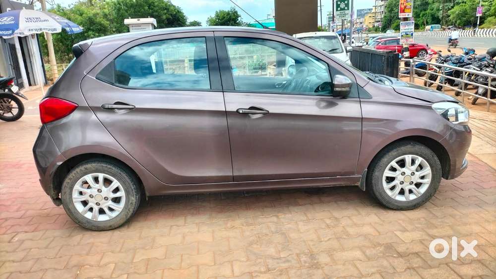 Tata Tiago Xz, 2017, Petrol