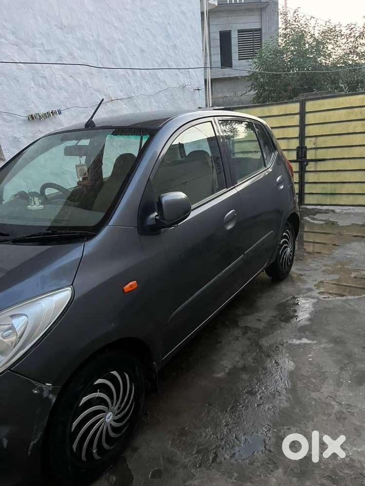 Hyundai Car 2011 Petrol