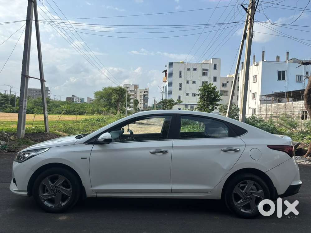 Hyundai Verna 1.5 Sx Diesel At, 2022, Diesel