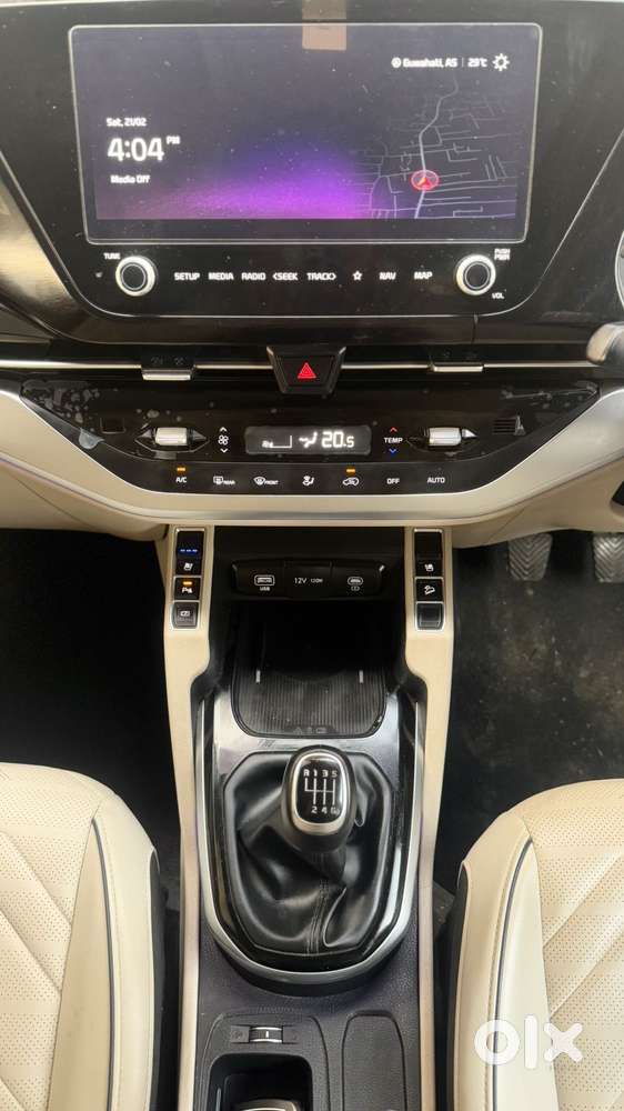 Kia Carens 1.5 Luxury Plus Turbo 7 Str, 2023, Petrol