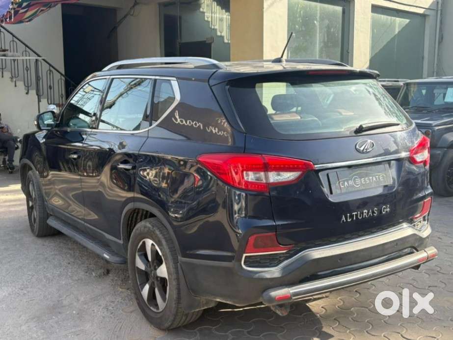 Mahindra Alturas G4 4x4 At, 2022, Diesel