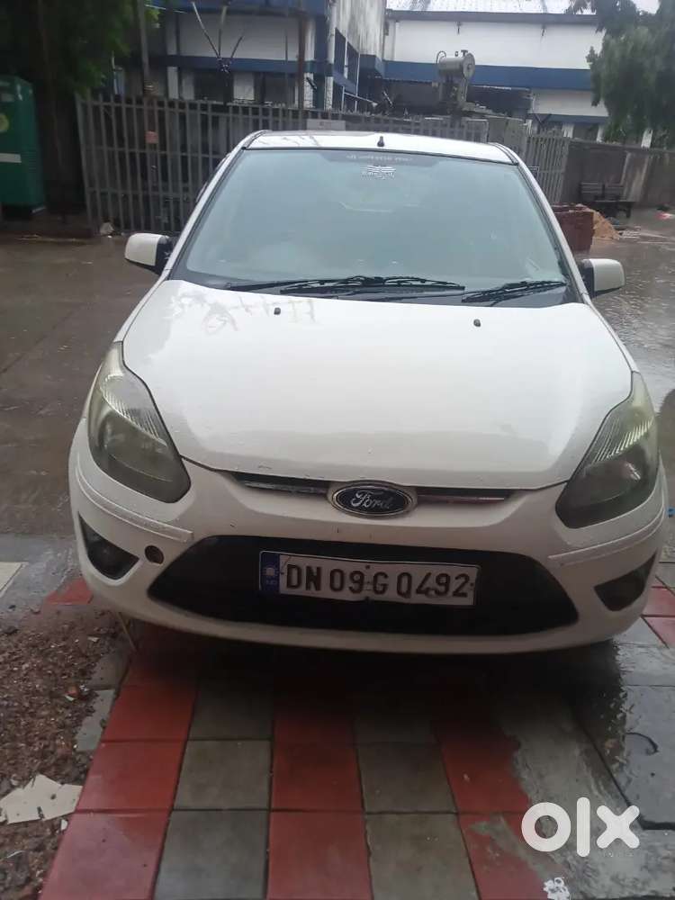 Ford Figo Petrol