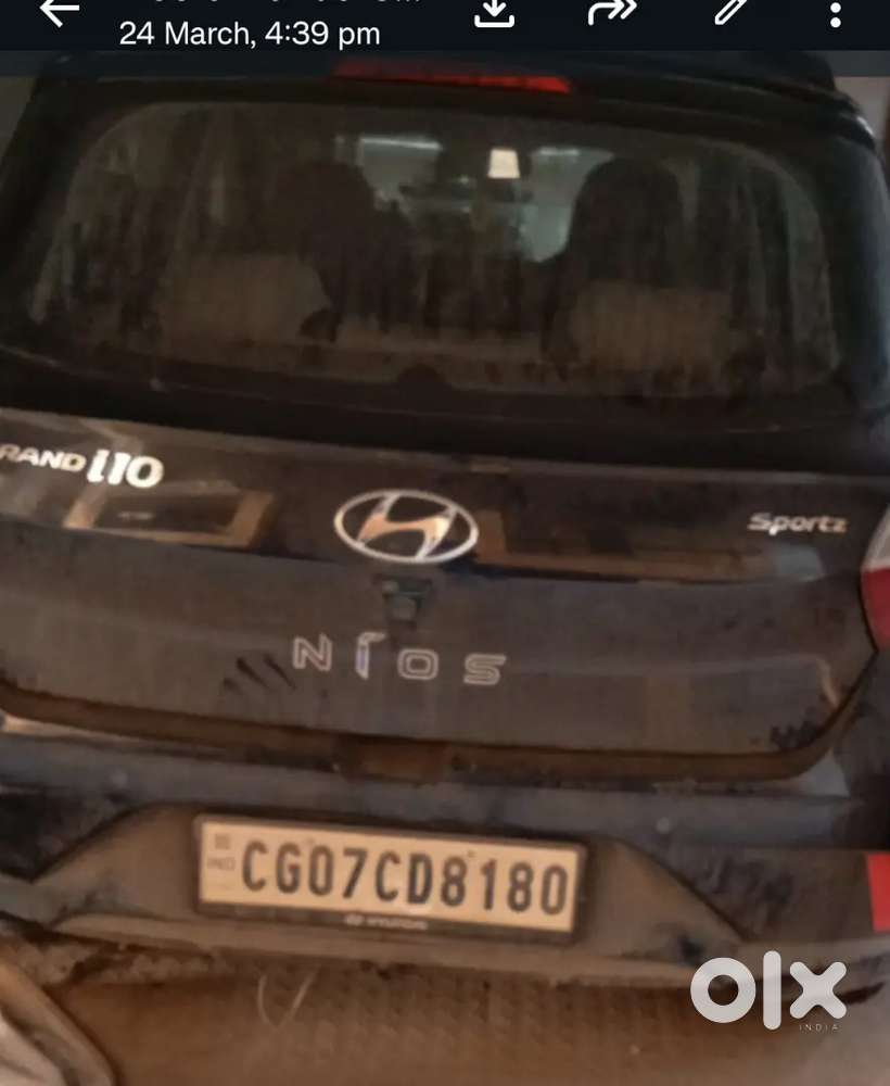 10000km Chala Hai Ghar Me Koi Chlne Vala Nhi Hai