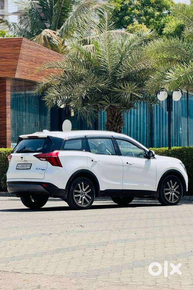 Mahindra Xuv700 2.2 Ax 7 Diesel At Luxury Pack Str, 2025, Diesel