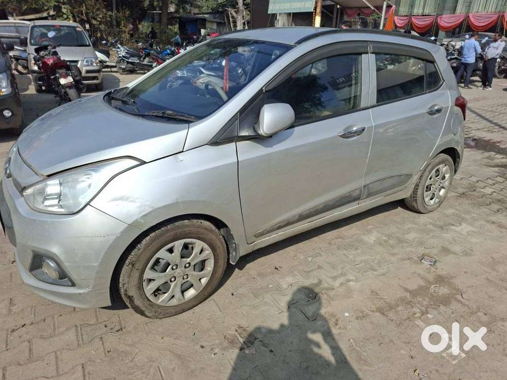 Hyundai Grand I10 1.2 Crdi Sportz Dual Tone, 2013, Diesel