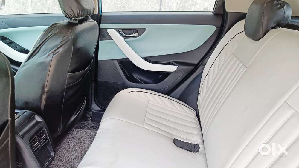 Tata Nexon Fearless Plus (ps) 1.2 Icng 6mt Red Dark Edition, 2025, C..