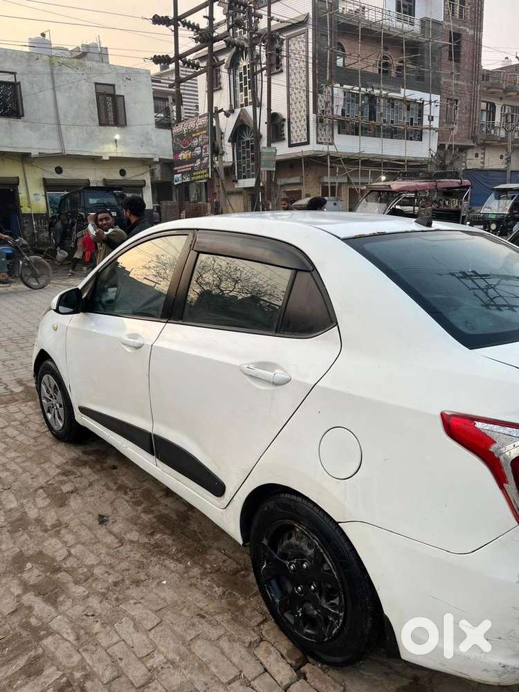 Hyundai Xcent 2015 Cng & Hybrids Good Condition