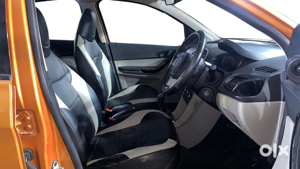 Tata Tiago 1.2 Revotron Xt, 2016, Petrol