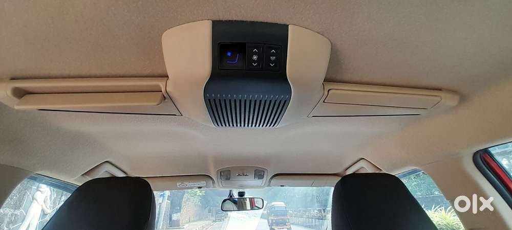 Toyota Yaris V Cvt, 2018, Petrol