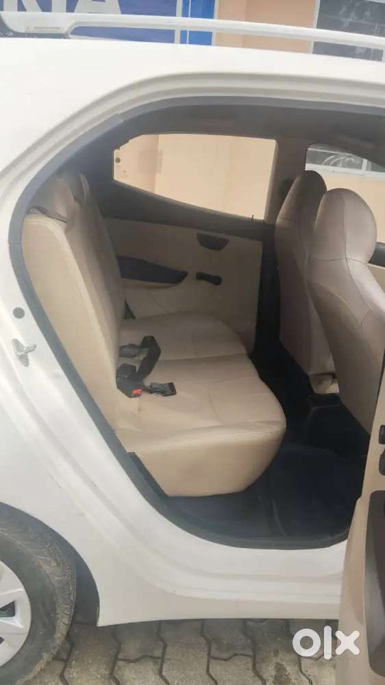 Hyundai Eon 2017 Petrol 72000 Km Driven