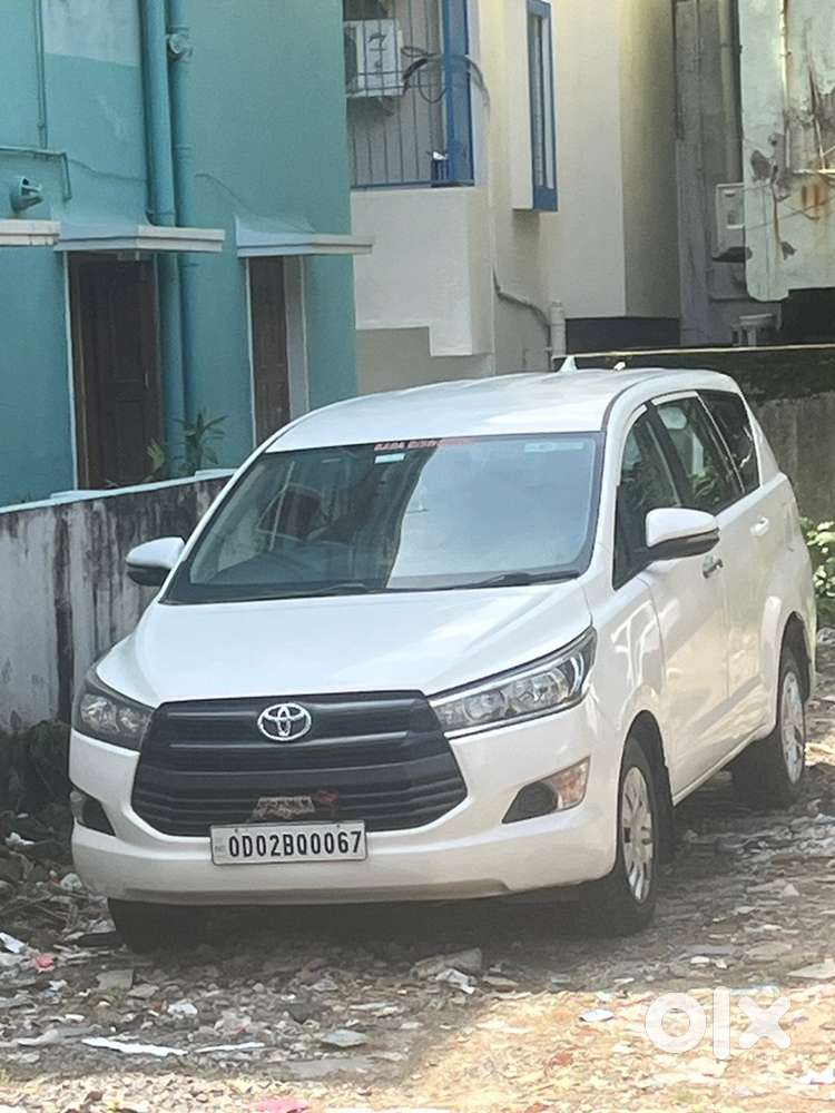 Toyota Innova Crysta 2021