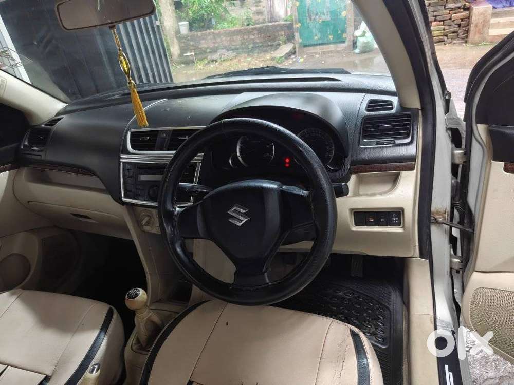 Maruti Suzuki Swift Dzire Vdi Optional, 2015, Diesel
