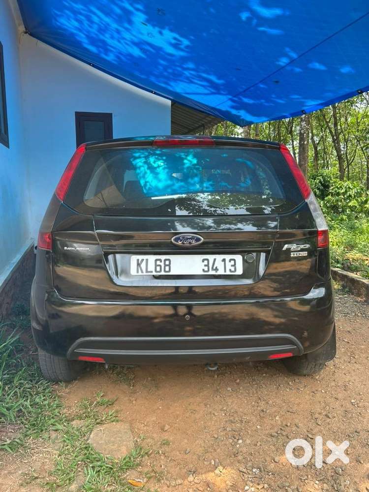 Ford Figo 2015 Diesel 97000 Km Driven