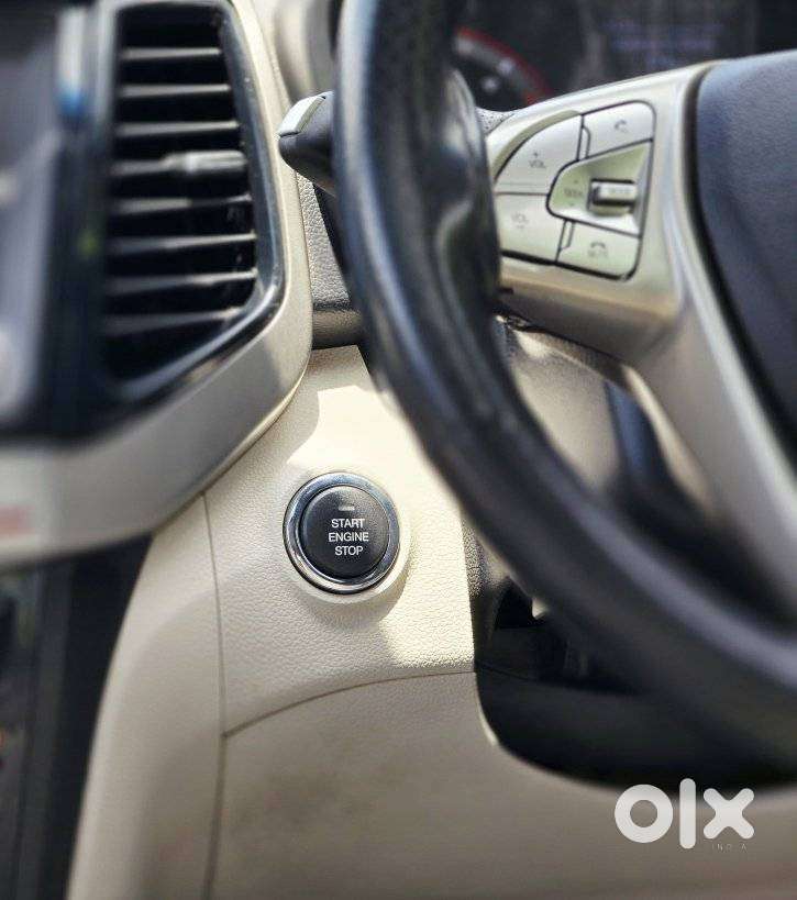 Mahindra Xuv300 W8 Option Diesel, 2021, Diesel