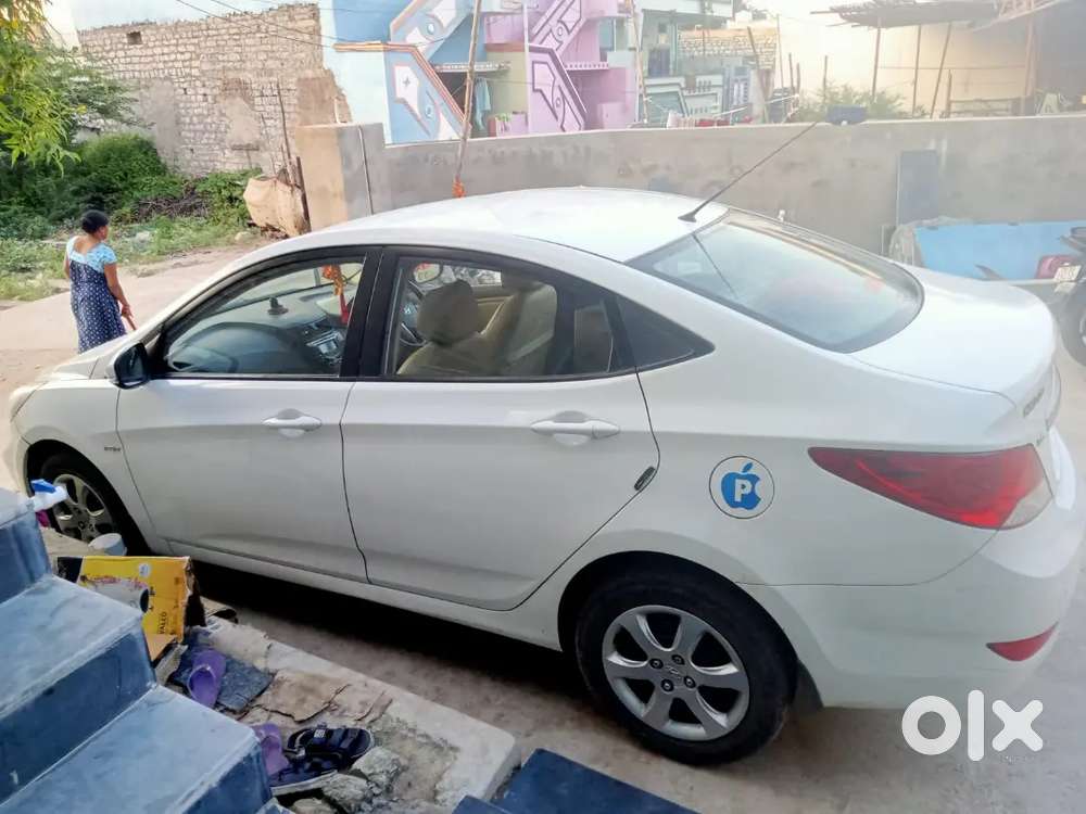 Hyundai Verna 2011 Petrol 95000 Km Driven