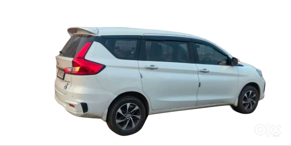 Toyota Rumion G Petrol Manual Dual Tone, 2024, Petrol
