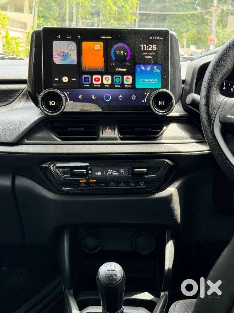 Maruti Suzuki Swift Ldi (o), 2024, Petrol