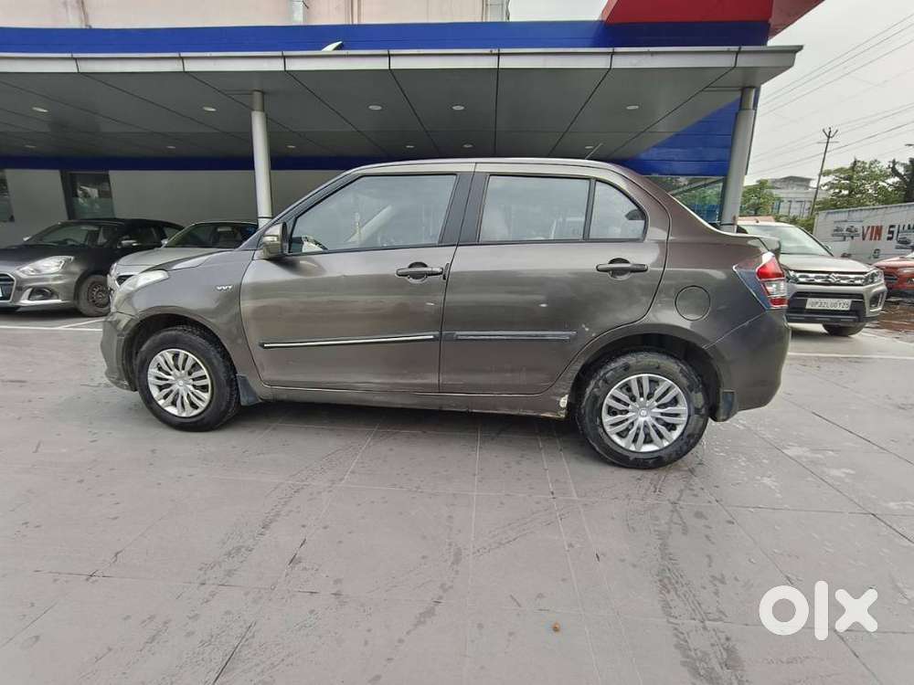 Maruti Suzuki Swift Dzire 1.2 Vxi Bsiv, 2015, Petrol