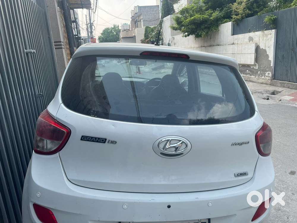 Hyundai Grand I10 2016 Car