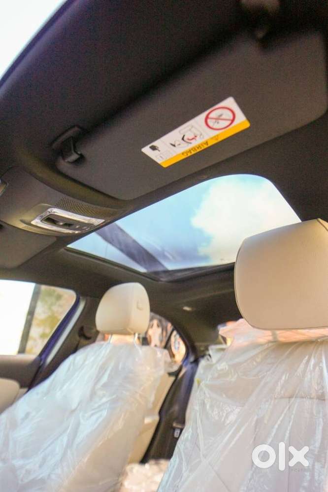 Mercedes-benz A-class Limousine 200, 2024, Petrol
