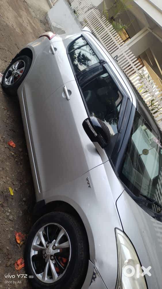 Maruti Suzuki Swift Vxi Optional, 2012, Petrol