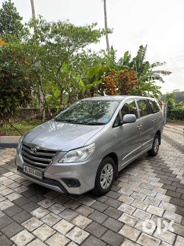 Toyota Innova 2015 Low Kilometres