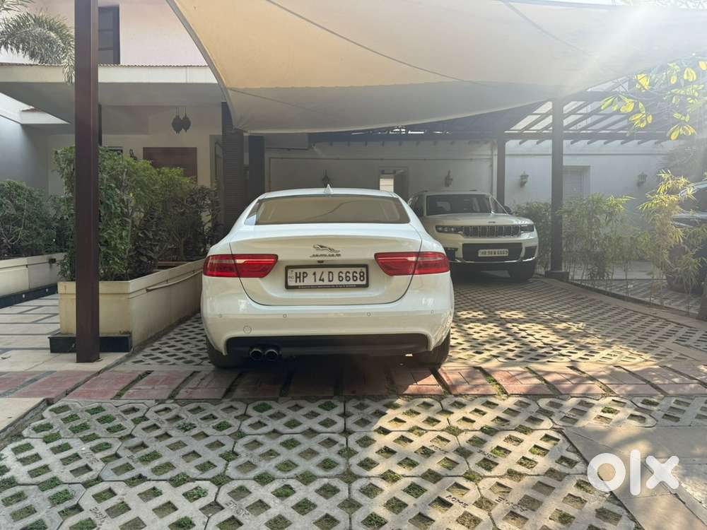 Jaguar Xe 2019