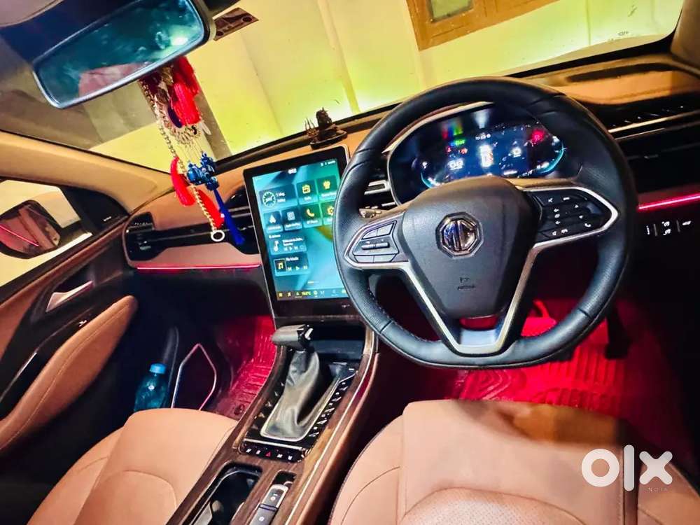 Mg Hector Plus 2025 Model With Low Km Driven