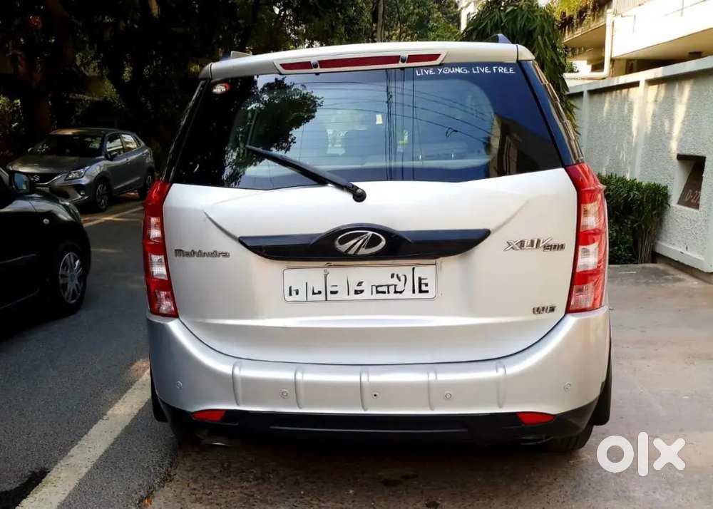 Mahindra Xuv500 2016 Diesel Well Maintained (hr Registration)