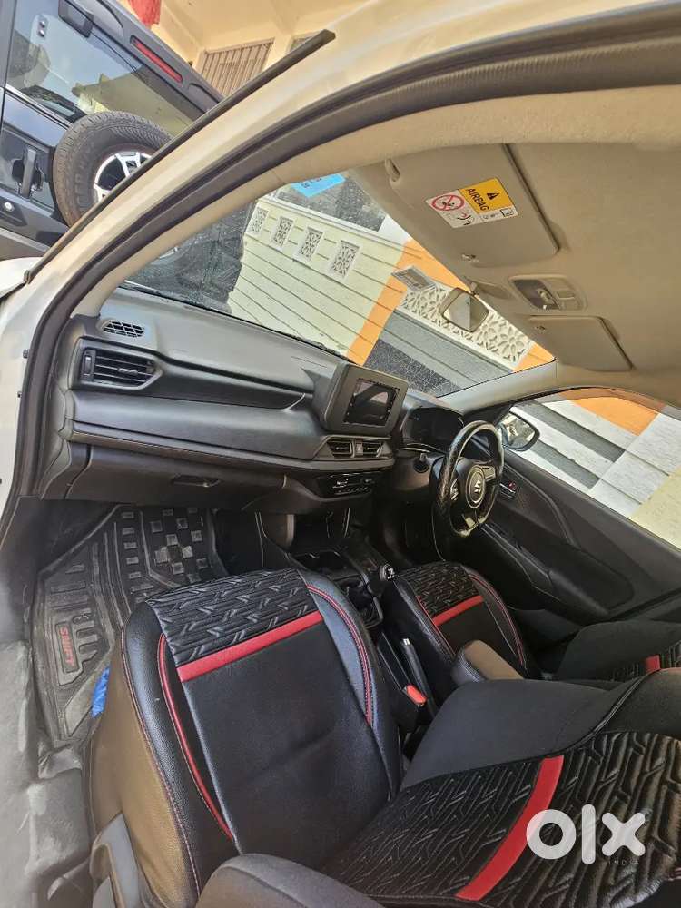 Maruti Suzuki Swift 2025 Petrol 37500 Km Driven