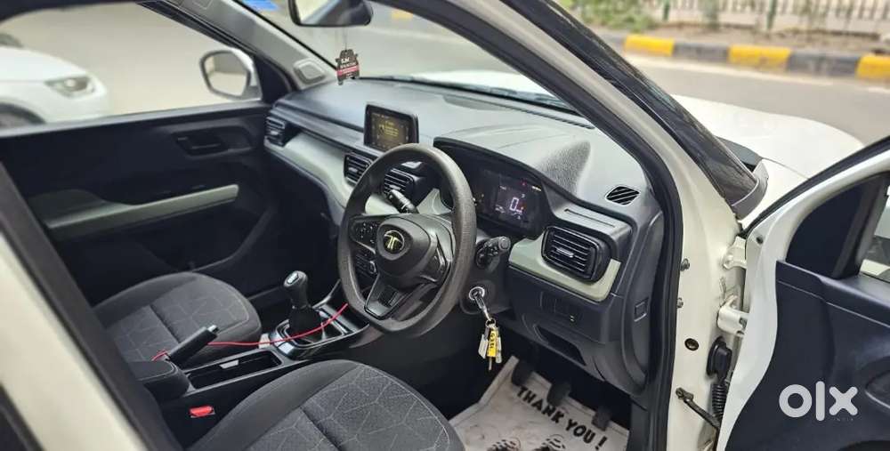 Tata Punch Adventure+icng 2025