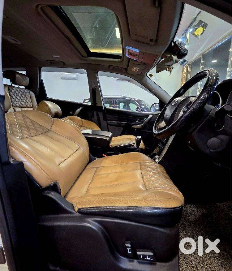 Mahindra Xuv500 W11 Option, 2020