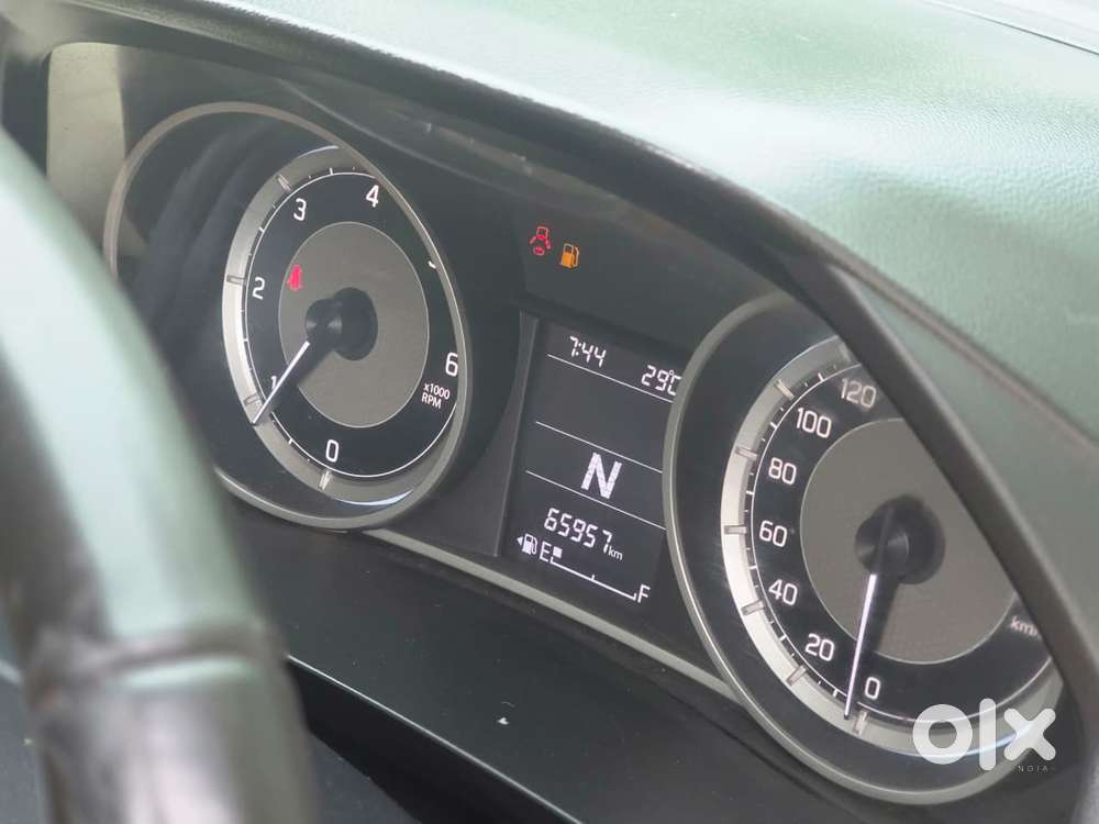 Maruti Suzuki Dzire Zdi Plus Amt, 2017, Diesel