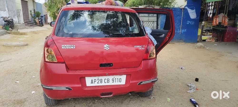 Swift Maruti Suzuki 2009 With Km Driven