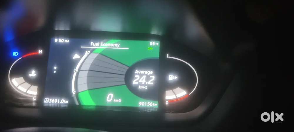 Nissan Magnite 1.0 Xv Petrol Manual 2021