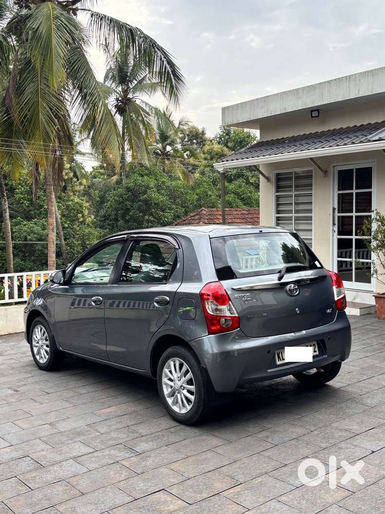 Toyota Etios Liva Vx, 2015, Petrol