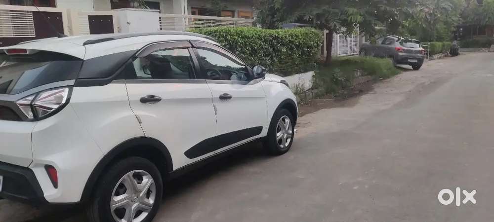 Tata Nexon 1.2 Revotron 2024 Registered