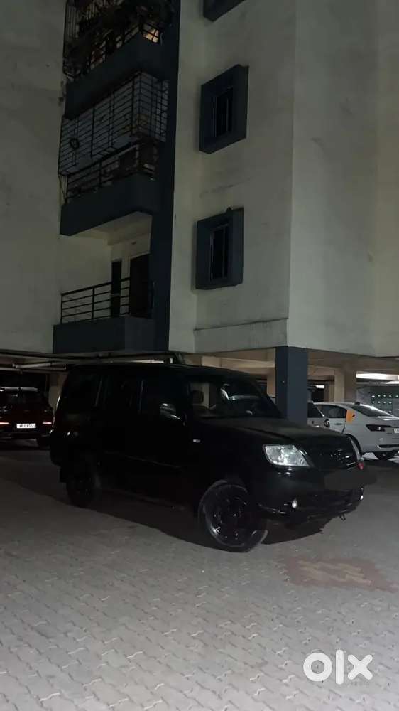The Black Tank  Stealth Black Edition  Diesel Suv
