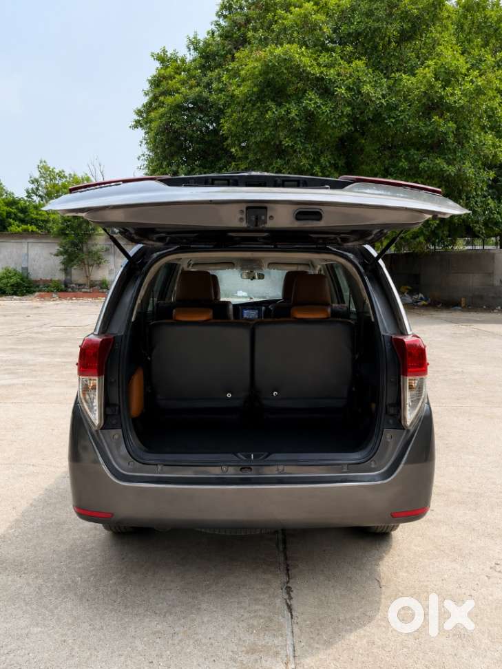 Toyota Innova Crysta 2.4 Vx Mt, 2019, Diesel