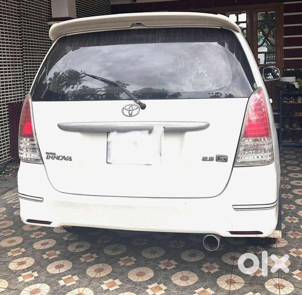 Toyota Innova 2007 Diesel Well Maintained, 4 New Tyres