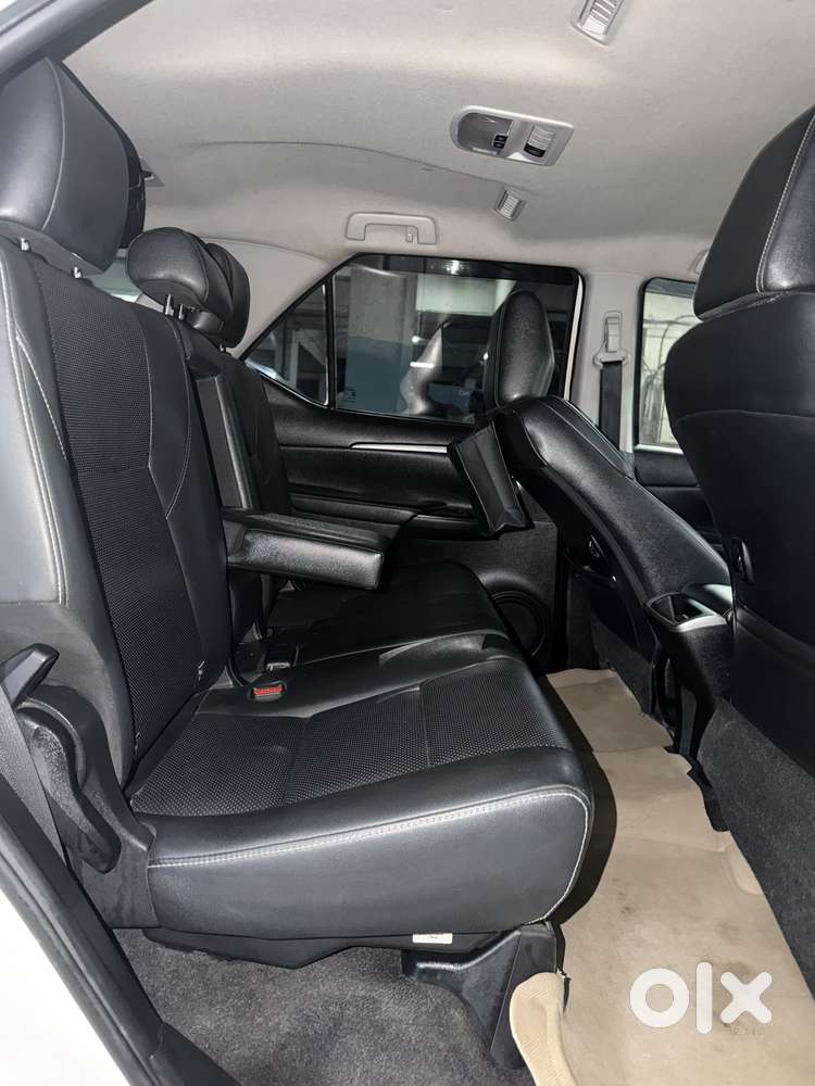 Toyota Fortuner 4x2 At 2.8 Diesel, 2021, Diesel