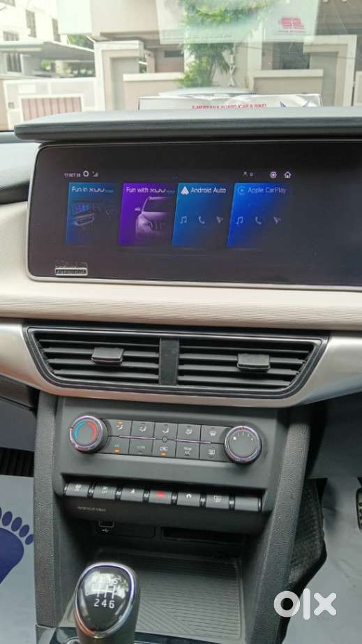 Mahindra Xuv700 2.0 Ax 5 Petrol Mt 7 Str, 2022, Petrol