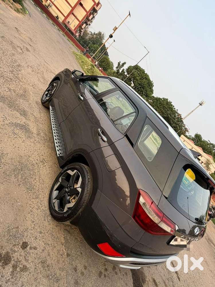 Hyundai Alcazar 2021 Diesel Well Maintained