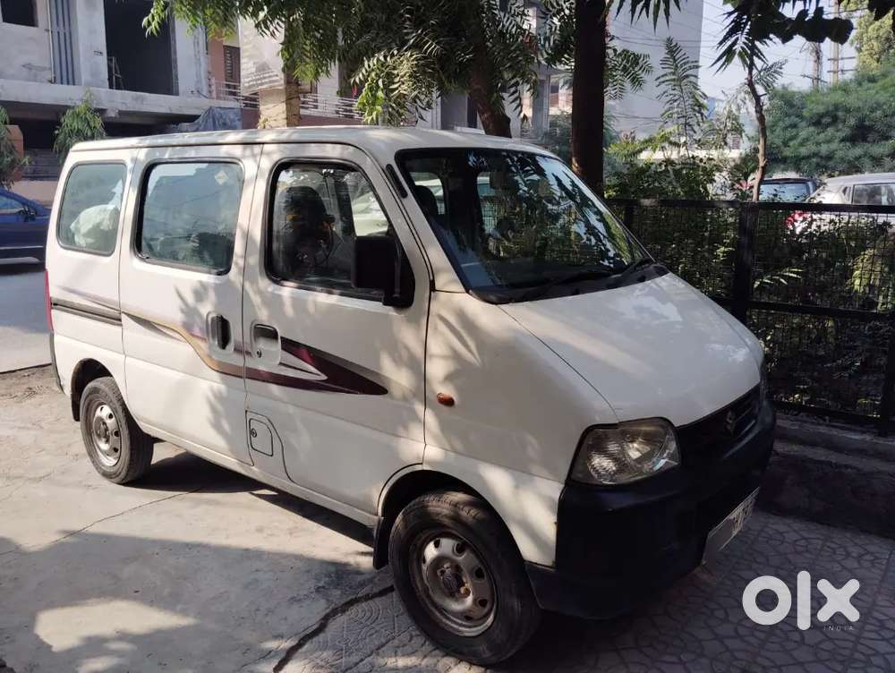 Maruti Eeco Cng 2011. Brand New Condition. Very Less Used.
